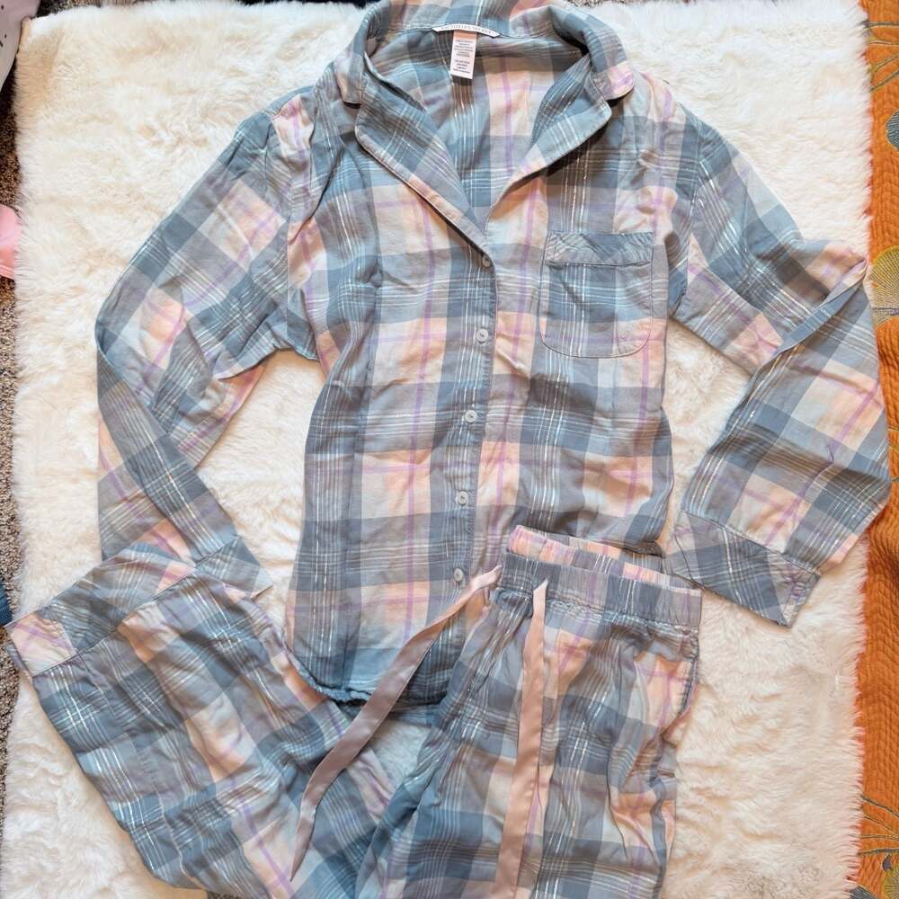 Victoria's Secret Women's Blue and Pink Plaid Flannel Button-Down Pajama Set